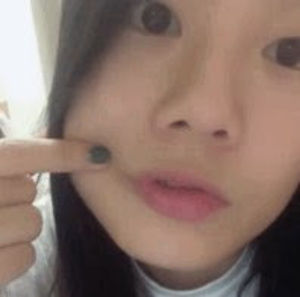 Meet your Posher, Phoebe